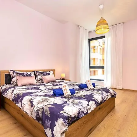 شقة Brand New Modern 1br With Private Parking Included *